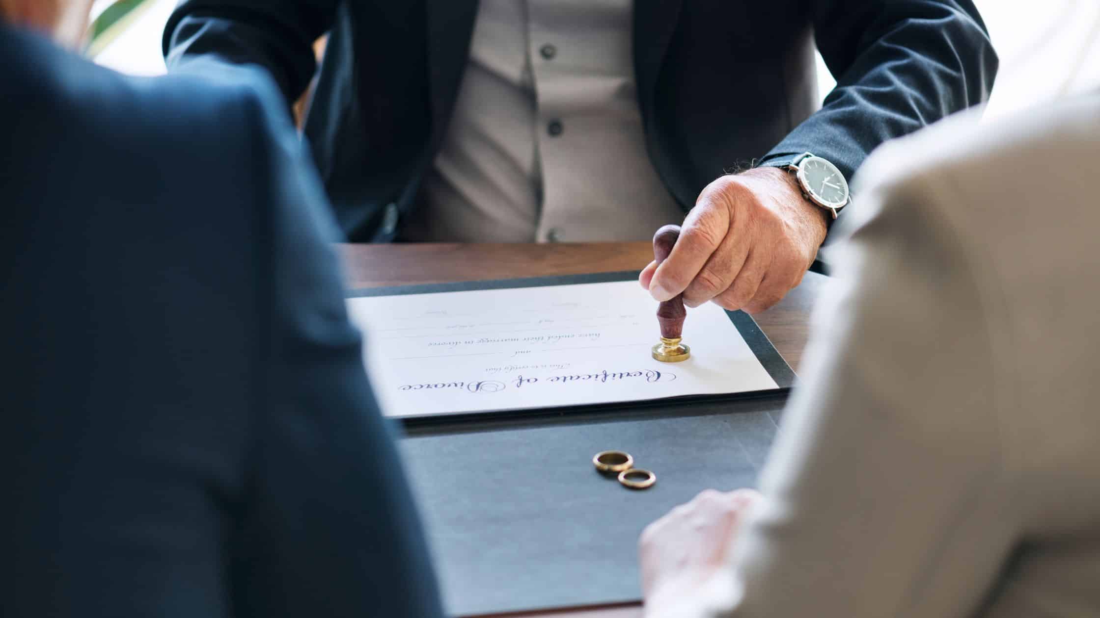 divorce and family lawyers